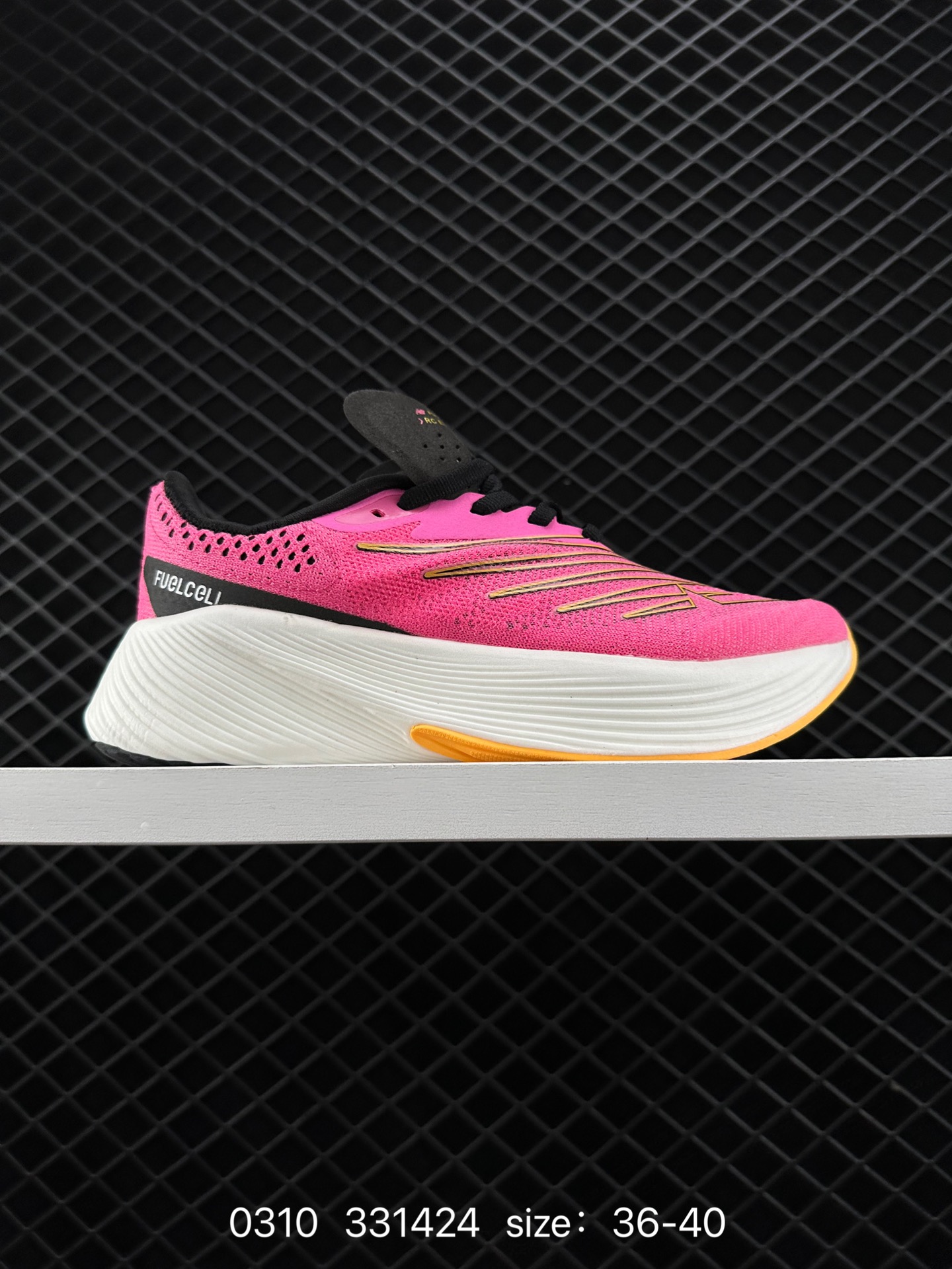 New Balance FuelCell Racer EIite V2 New Balance FuelCell Racer EIite V2